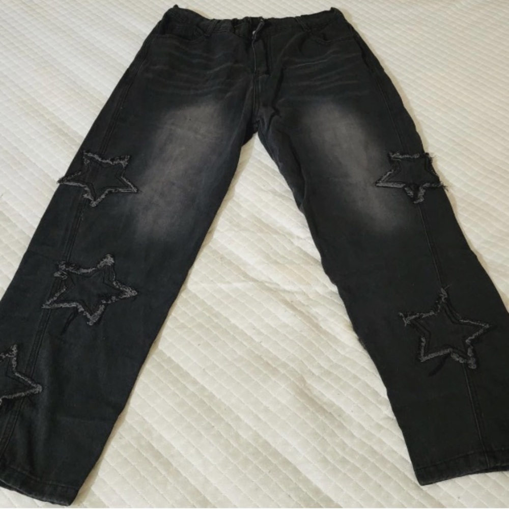 NEW HANDMADE Y2K style pants
WAIST 34
LENGTH 41